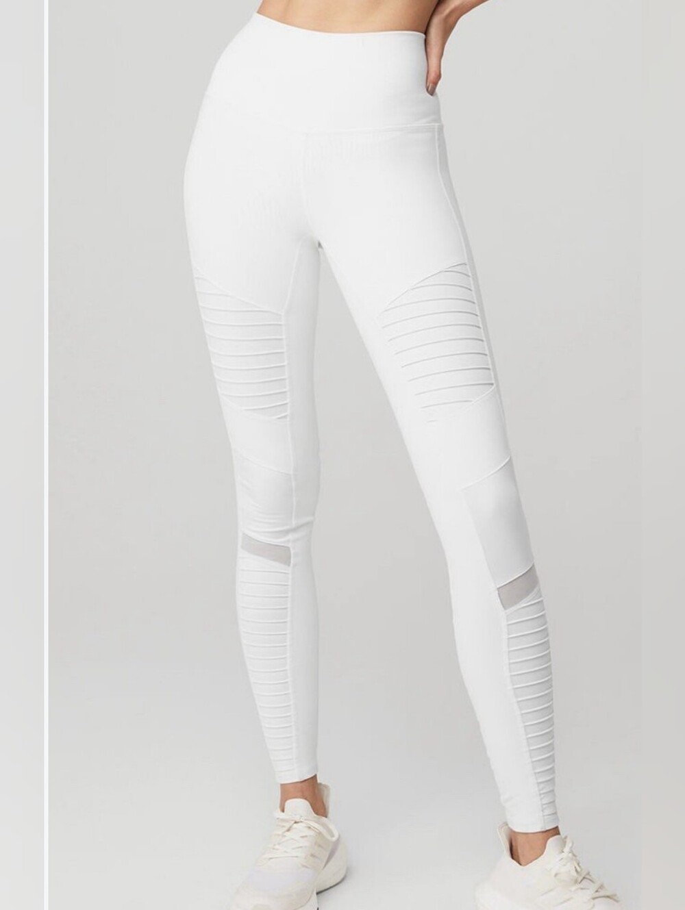 Alo Women’s White High-Waist Ribbed Detail Leggings